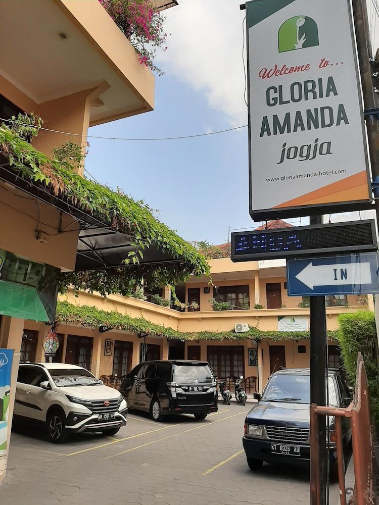 Gloria Amanda Hotel Yogyakarta Kültér fotó