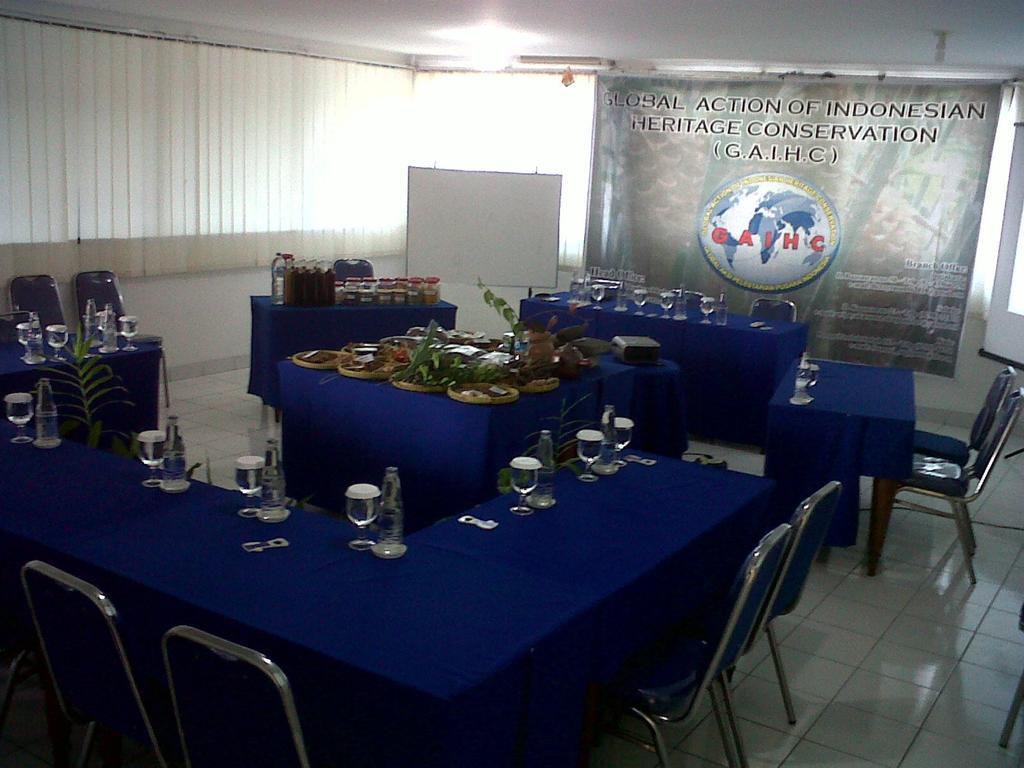 Gloria Amanda Hotel Yogyakarta Kültér fotó