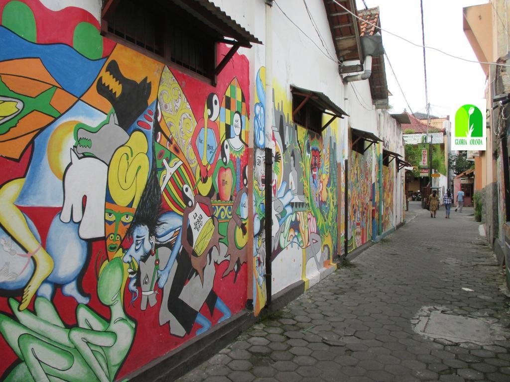Gloria Amanda Hotel Yogyakarta Kültér fotó