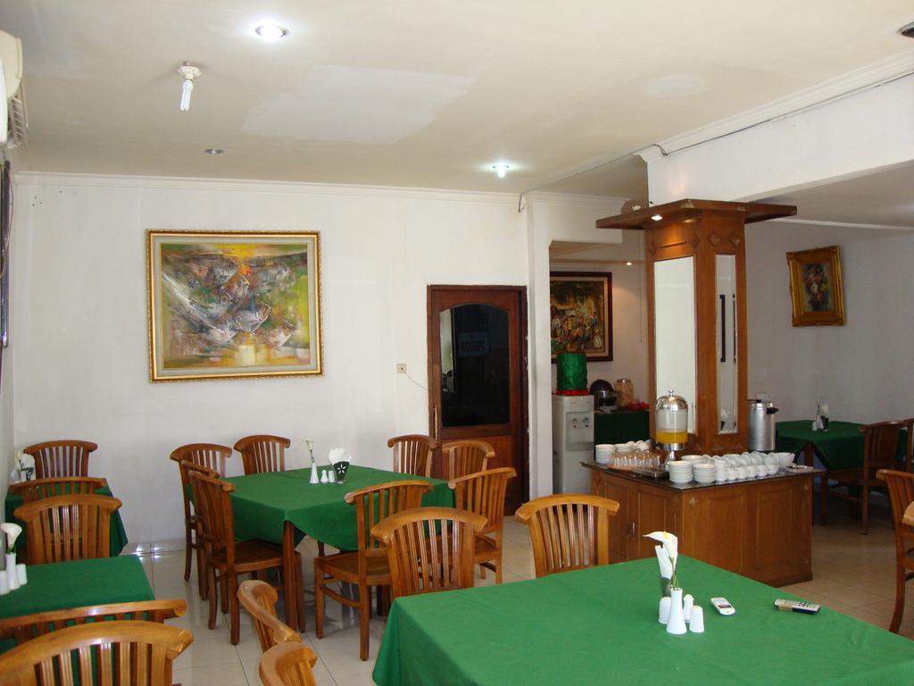 Gloria Amanda Hotel Yogyakarta Kültér fotó