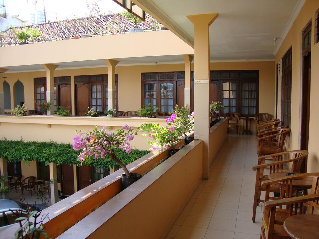 Gloria Amanda Hotel Yogyakarta Kültér fotó