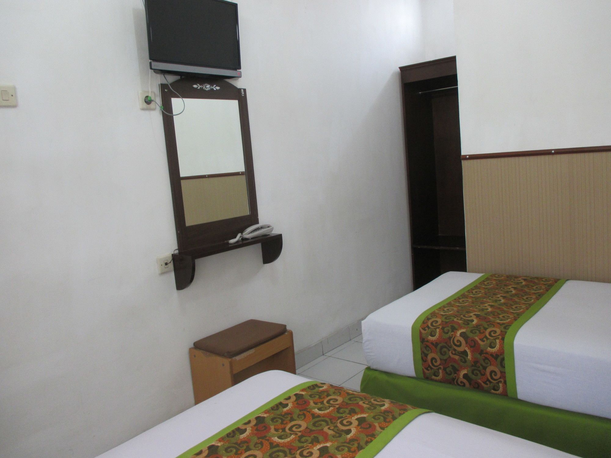 Gloria Amanda Hotel Yogyakarta Kültér fotó