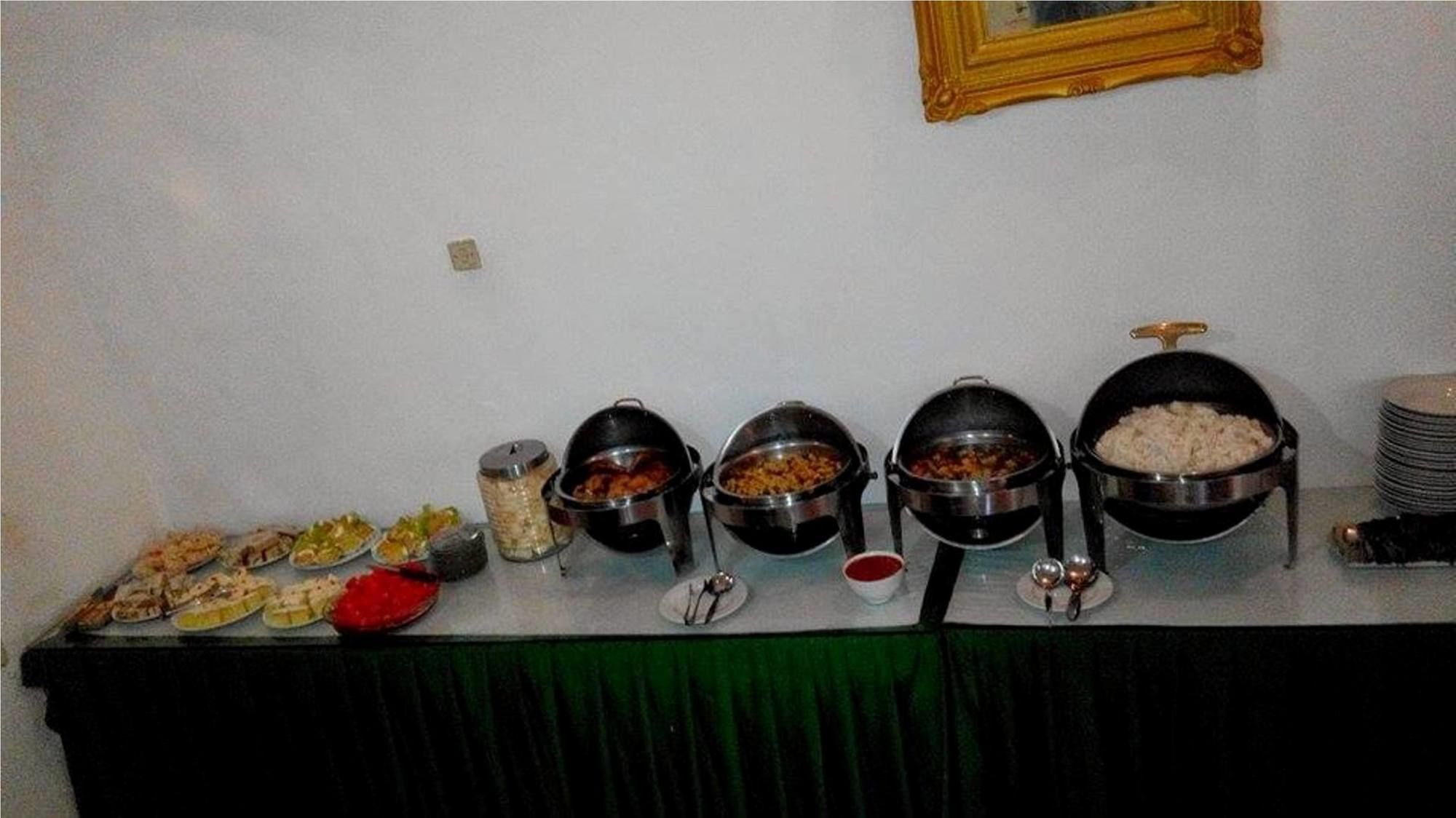 Gloria Amanda Hotel Yogyakarta Kültér fotó