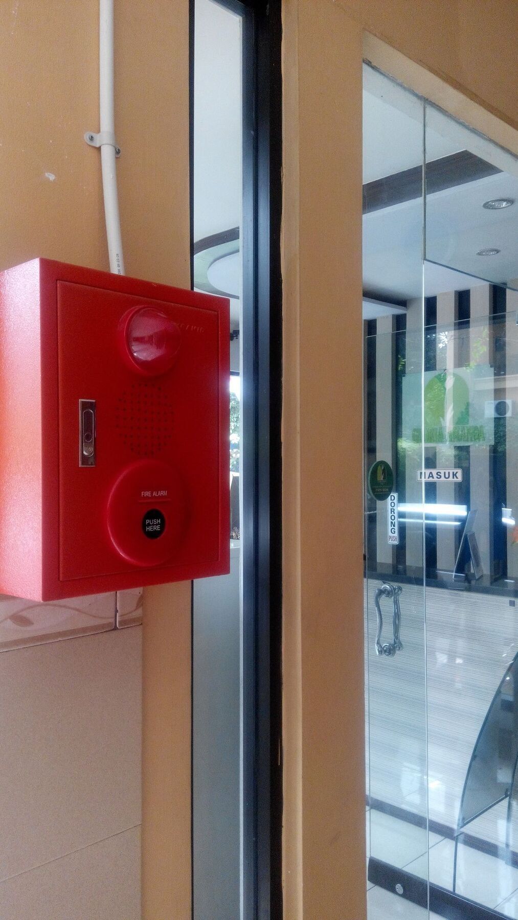 Gloria Amanda Hotel Yogyakarta Kültér fotó