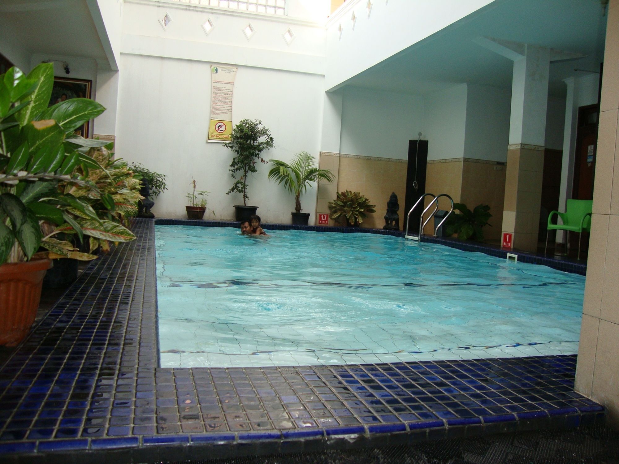 Gloria Amanda Hotel Yogyakarta Kültér fotó